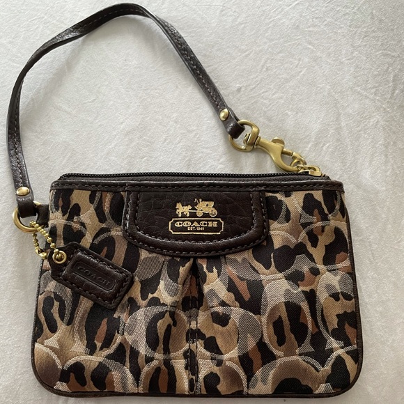 Leopard print Coach coin/ID/card wristlet